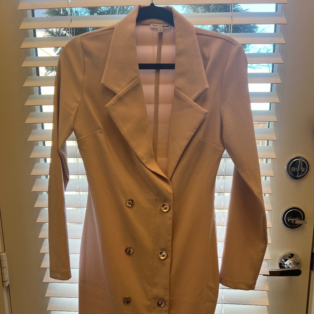 Fashion nova suite dress